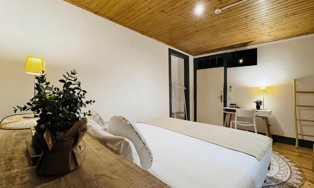 Se Velha Suites Coimbra Exterior photo