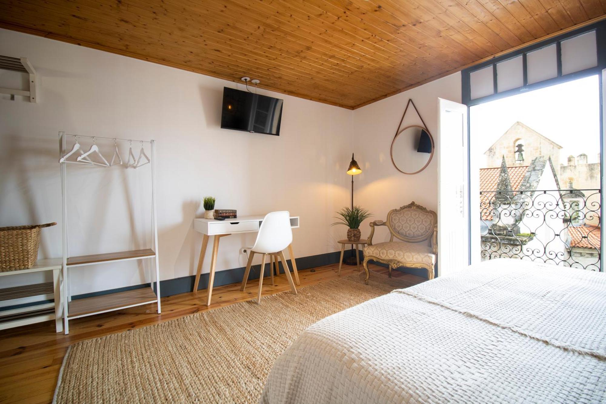 Se Velha Suites Coimbra Exterior photo